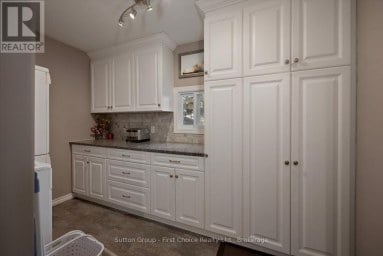 94 CAMBRIA STREET Stratford Ontario photo 20