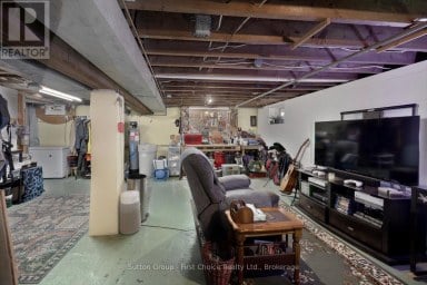 94 CAMBRIA STREET Stratford Ontario photo 31