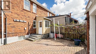 683 OLD WESTON ROAD Toronto (Weston-Pellam Park) Ontario photo 24