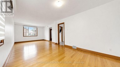 683 OLD WESTON ROAD Toronto (Weston-Pellam Park) Ontario photo 6