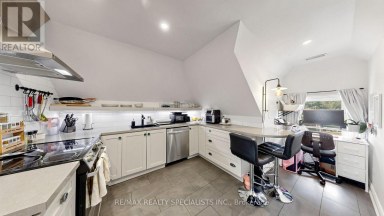 1316 KING STREET E Hamilton (Delta) Ontario photo 30