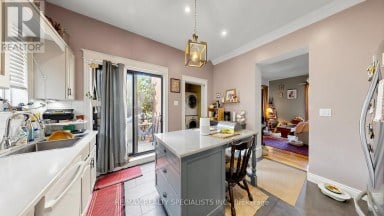 1316 KING STREET E Hamilton (Delta) Ontario photo 8