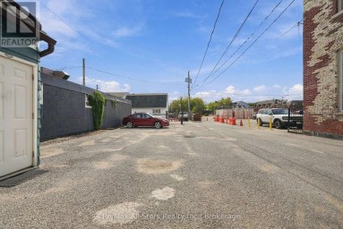 160 QUEEN STREET Scugog (Port Perry) Ontario photo 24