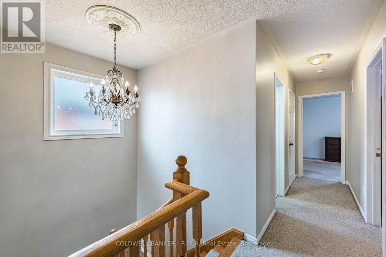 292 UKRAINE ROAD, Mississauga (Fairview), Ontario, L5B3W6