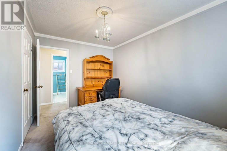 292 UKRAINE ROAD, Mississauga (Fairview), Ontario, L5B3W6