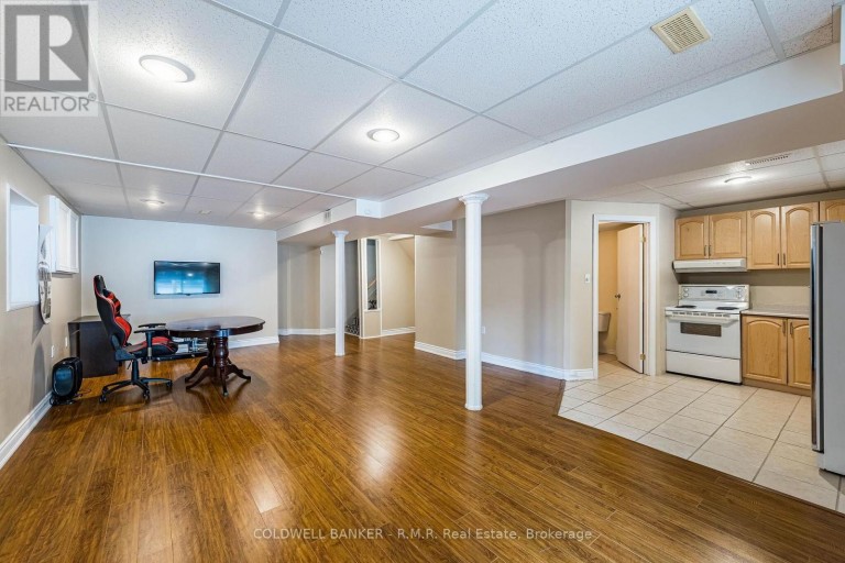 292 UKRAINE ROAD, Mississauga (Fairview), Ontario, L5B3W6