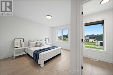 4067 FALLINGBROOK ROAD London South (South V) Ontario photo 29