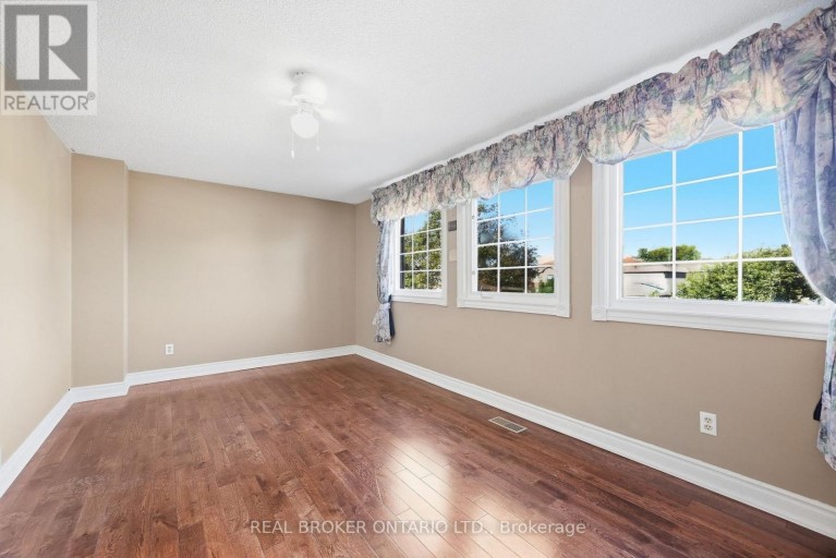 61 BLUENOSE CRESCENT, Toronto (Highland Creek), Ontario, M1C4S2