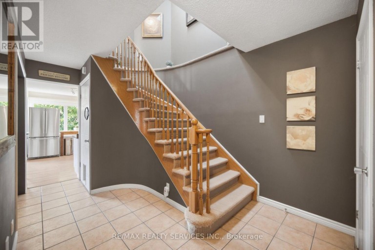 46 MAGANI AVENUE, Bradford West Gwillimbury (Bradford), Ontario, L3Z2S3