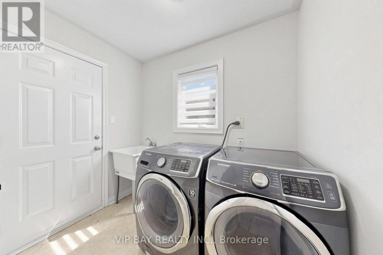 77 AMBERVIEW DRIVE, Georgina (Keswick South), Ontario, L4P3Y3