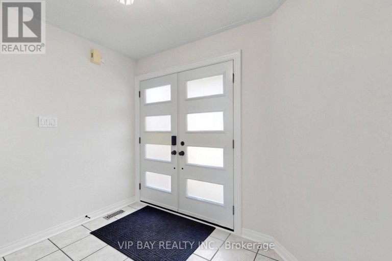 77 AMBERVIEW DRIVE, Georgina (Keswick South), Ontario, L4P3Y3