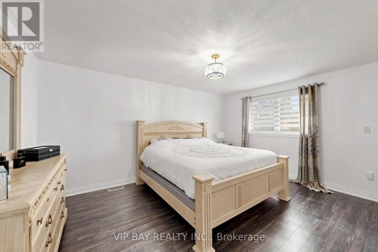 77 AMBERVIEW DRIVE, Georgina (Keswick South), Ontario, L4P3Y3