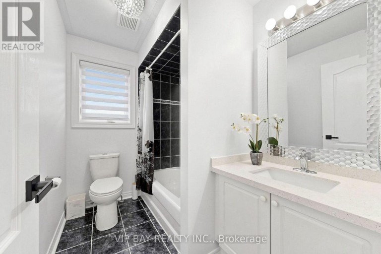 77 AMBERVIEW DRIVE, Georgina (Keswick South), Ontario, L4P3Y3