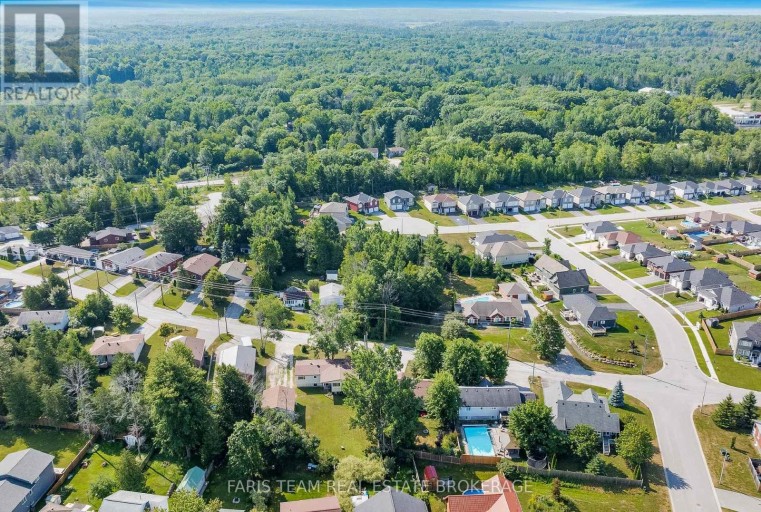 19 BOURGEOIS BEACH ROAD, Tay (Victoria Harbour), Ontario, L0K2A0