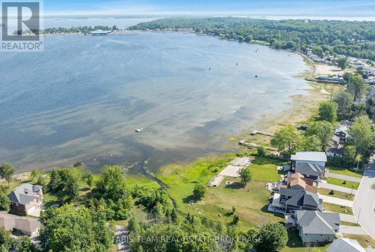 19 BOURGEOIS BEACH ROAD, Tay (Victoria Harbour), Ontario, L0K2A0