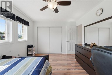 17 WHITE CRESCENT Barrie (Holly) Ontario photo 23