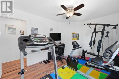 17 WHITE CRESCENT Barrie (Holly) Ontario photo 27