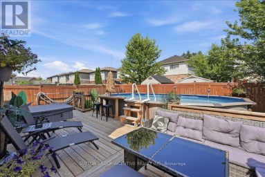 17 WHITE CRESCENT Barrie (Holly) Ontario photo 37
