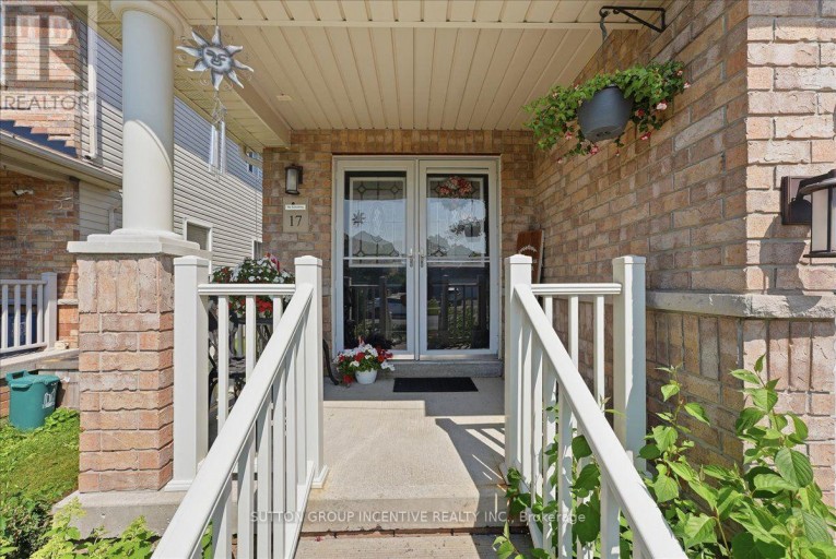 17 WHITE CRESCENT, Barrie (Holly), Ontario, L4N5Z9