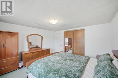 13 DAFOE CRESCENT Brampton (Fletcher's West) Ontario photo 24
