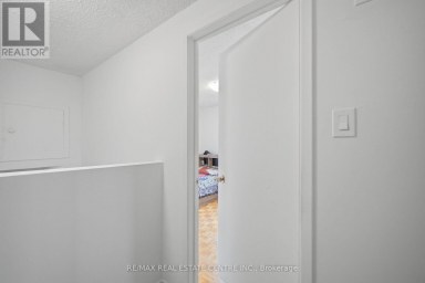 13 DAFOE CRESCENT Brampton (Fletcher's West) Ontario photo 29