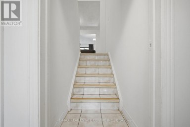 13 DAFOE CRESCENT Brampton (Fletcher's West) Ontario photo 32