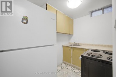 13 DAFOE CRESCENT Brampton (Fletcher's West) Ontario photo 38