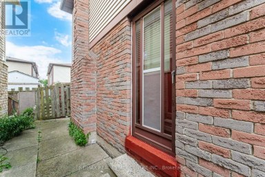 13 DAFOE CRESCENT Brampton (Fletcher's West) Ontario photo 42