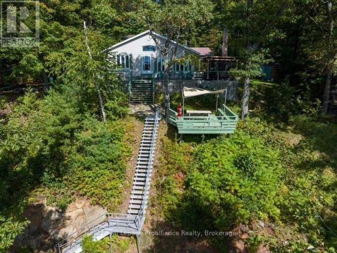 1231 CHIMNEY POINT LANE, Central Frontenac, Ontario, K0H1B0