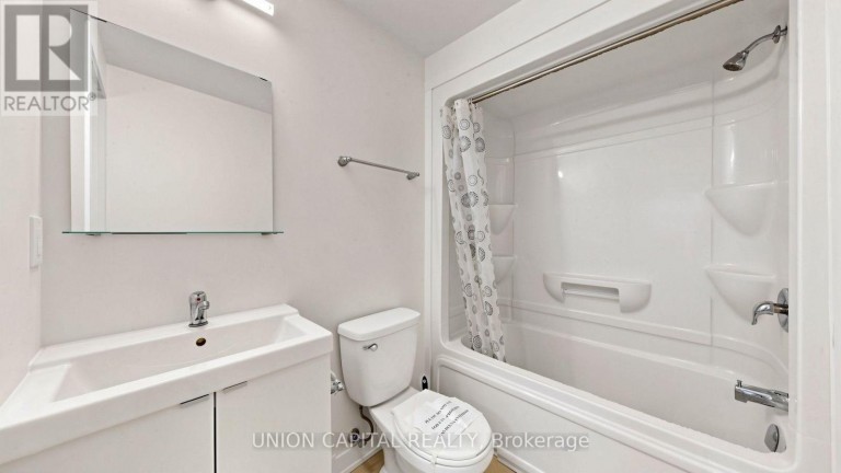 42 - 1740 SIMCOE STREET N, Oshawa (Samac), Ontario, L1G0C3
