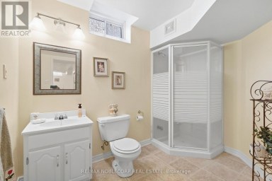 15 WOODLAND TRAIL COURT Vaughan (Islington Woods) Ontario photo 38