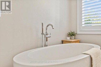 119 UPPER LORNE BEACH ROAD Kincardine Ontario photo 15