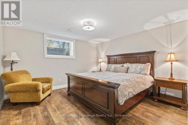119 UPPER LORNE BEACH ROAD Kincardine Ontario photo 23