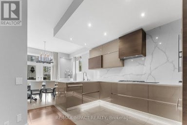 13 - 260 RUSSELL HILL ROAD Toronto (Casa Loma) Ontario photo 8