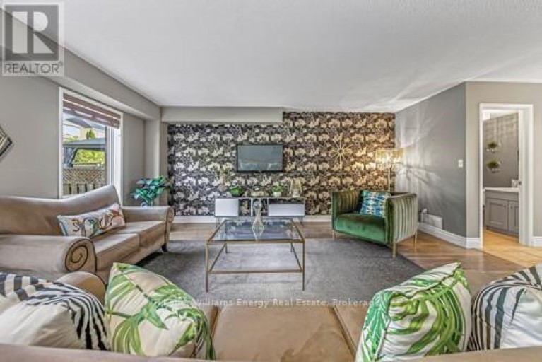 36 KILGANNON AVENUE, Clarington (Courtice), Ontario, L1E3E1