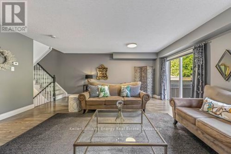 36 KILGANNON AVENUE, Clarington (Courtice), Ontario, L1E3E1