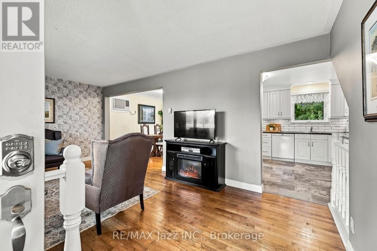 431 BAY STREET, Scugog (Port Perry), Ontario, L9L1M7