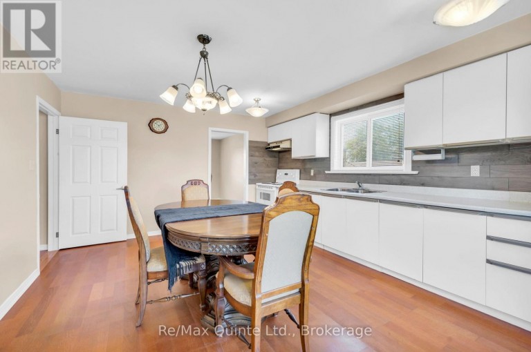 132 HISCOCK SHORES ROAD, Prince Edward County (Ameliasburg Ward), Ontario, K0K1L0
