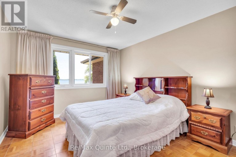 132 HISCOCK SHORES ROAD, Prince Edward County (Ameliasburg Ward), Ontario, K0K1L0