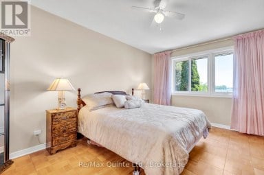 132 HISCOCK SHORES ROAD Prince Edward County (Ameliasburg Ward) Ontario photo 16
