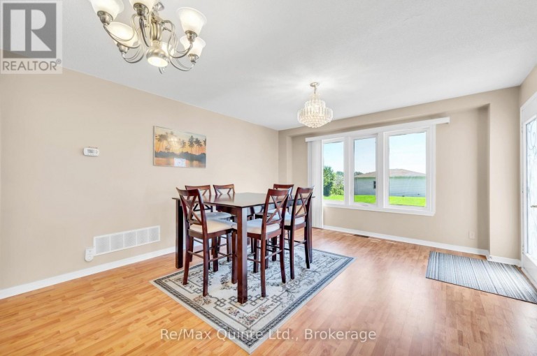 132 HISCOCK SHORES ROAD, Prince Edward County (Ameliasburg Ward), Ontario, K0K1L0