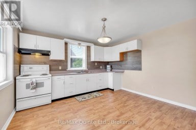 132 HISCOCK SHORES ROAD Prince Edward County (Ameliasburg Ward) Ontario photo 20