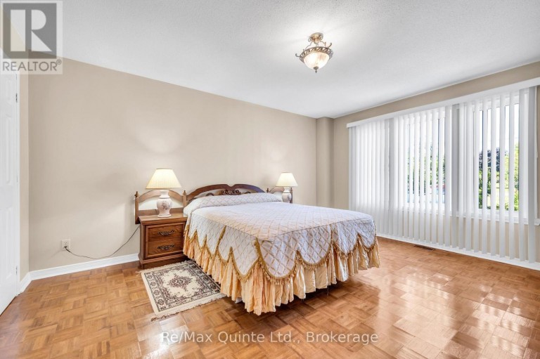 132 HISCOCK SHORES ROAD, Prince Edward County (Ameliasburg Ward), Ontario, K0K1L0