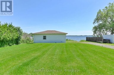 132 HISCOCK SHORES ROAD Prince Edward County (Ameliasburg Ward) Ontario photo 28