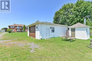 132 HISCOCK SHORES ROAD Prince Edward County (Ameliasburg Ward) Ontario photo 32