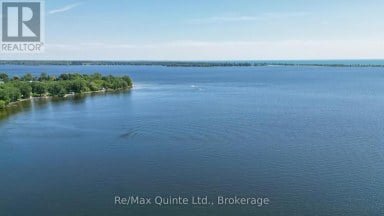 132 HISCOCK SHORES ROAD Prince Edward County (Ameliasburg Ward) Ontario photo 39