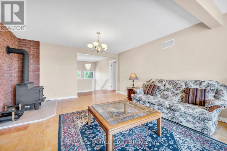 132 HISCOCK SHORES ROAD, Prince Edward County (Ameliasburg Ward), Ontario, K0K1L0