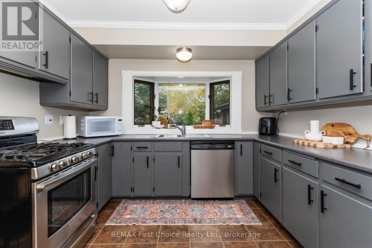 96 STARDUST CRESCENT, Thunder Bay (Grandview), Ontario, P7A6G8