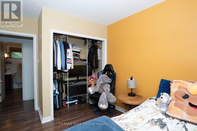 96 STARDUST CRESCENT, Thunder Bay (Grandview), Ontario, P7A6G8