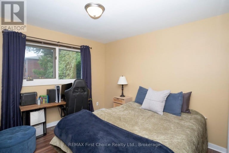 96 STARDUST CRESCENT, Thunder Bay (Grandview), Ontario, P7A6G8